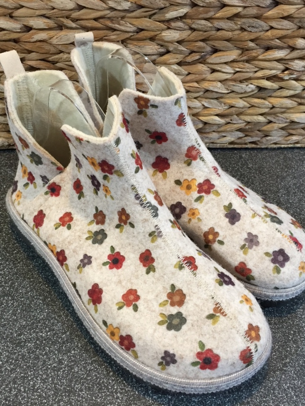 Unity in Diversity Cream Wool Slipper Bootie with Multicolor Floral Print - Picture 6 of 11